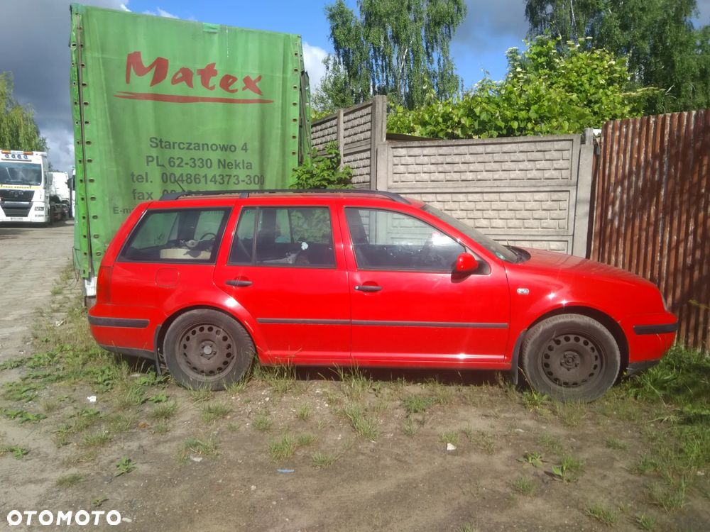 Auto na części - Volkswagen golf IV 105KM Benzyna 2000r Silnik Skrzynia Drzwi Maska Klapa Błotnik Zderzak Lampa Szyba Klamka Lusterko Deska Kokpit - 1
