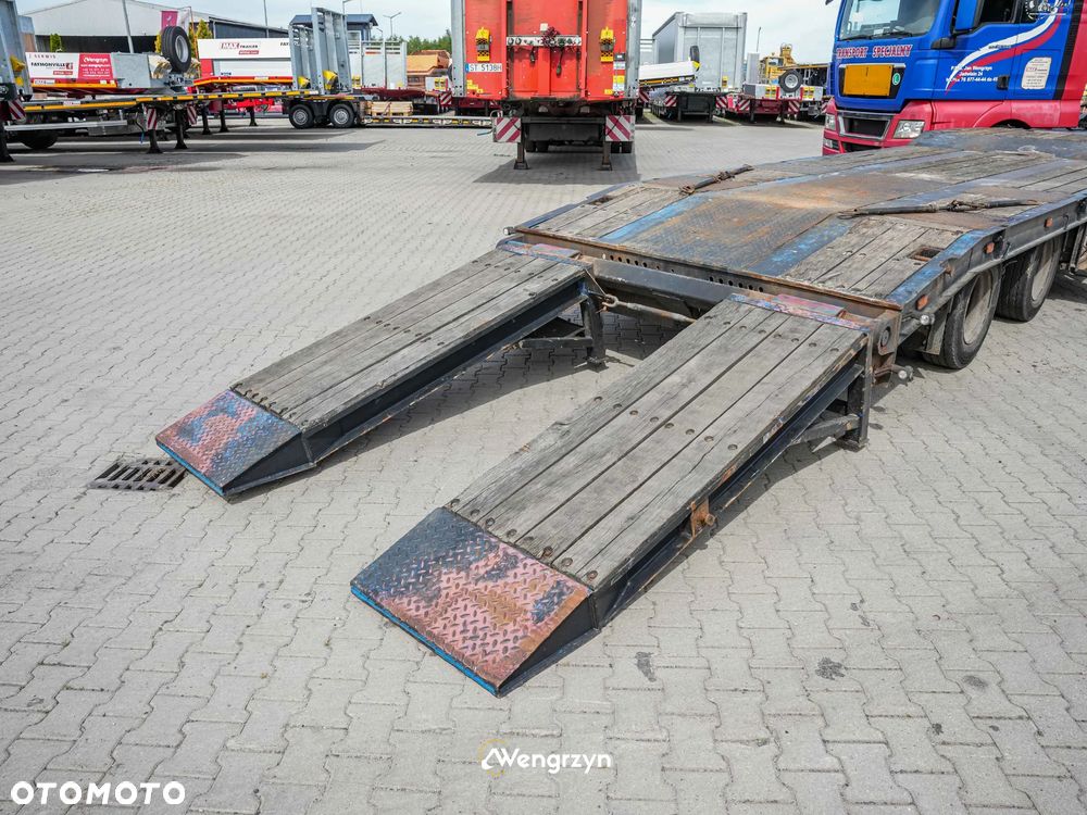 Inny BAUER FAHRZEUGBAU | Przyczepa 3 osiowa z najazdami hydraulicznymi - 10