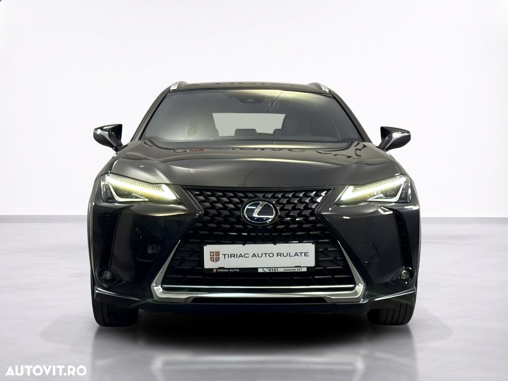 Lexus UX - 9
