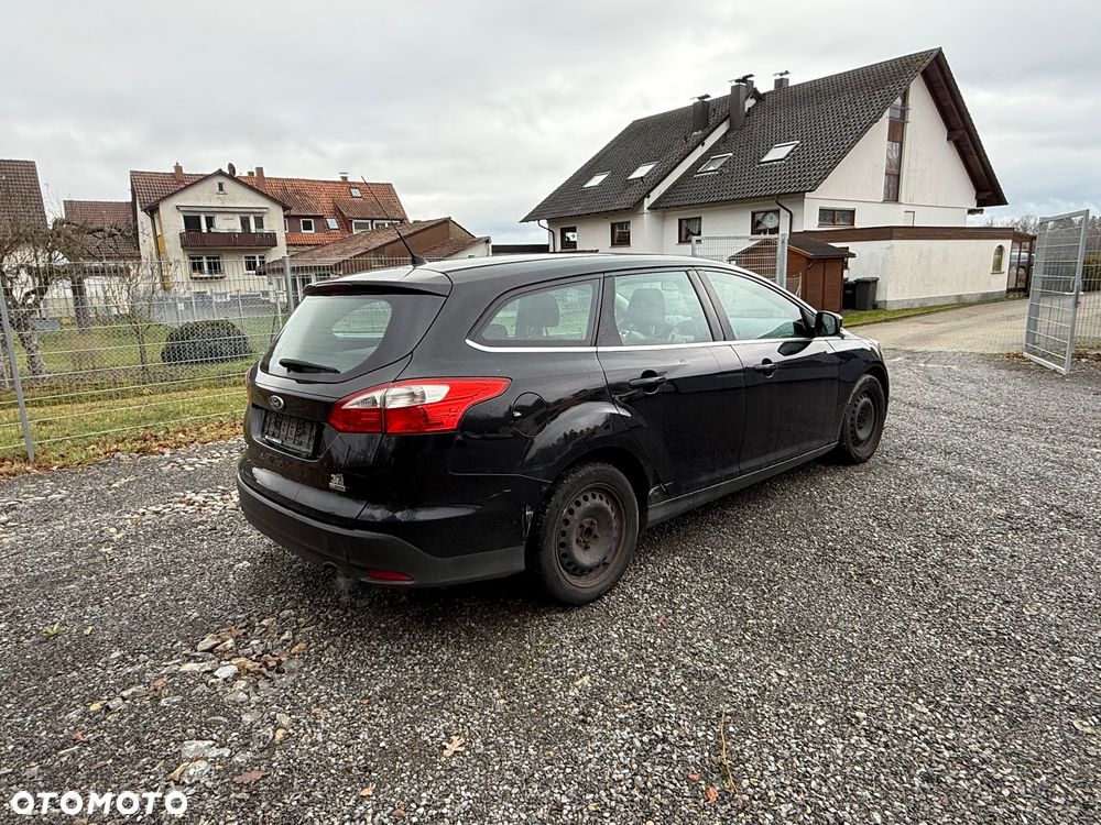 Ford Focus 1.6 Ti-VCT Sport - 6