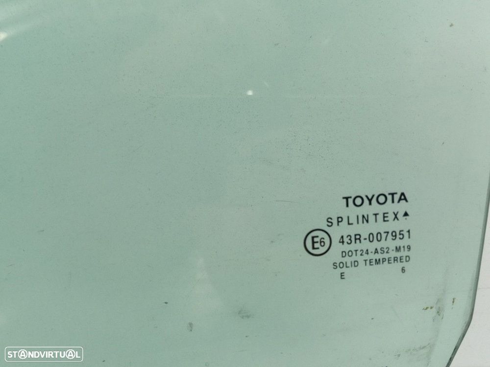 Vidro porta frente esquerda TOYOTA Yaris (_P9_) - 2