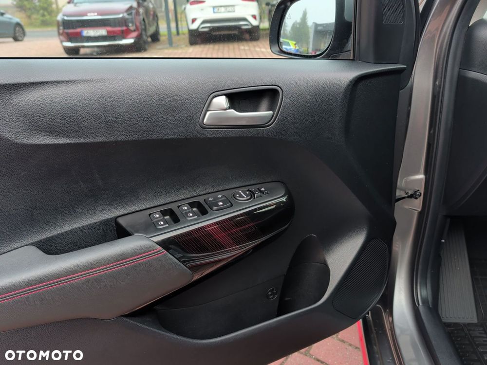 Kia Picanto 1.2 GT Line AMT - 11