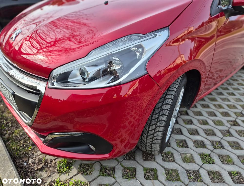 Peugeot 208 1.6 BlueHDi Allure S&S - 2