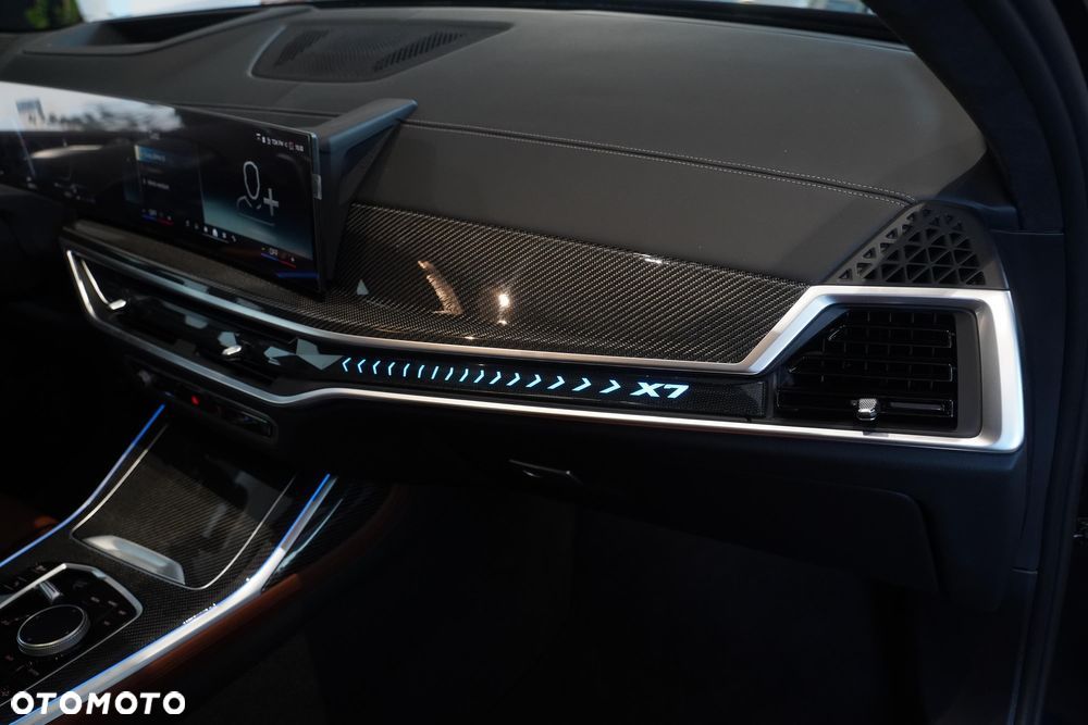 BMW X7 - 31
