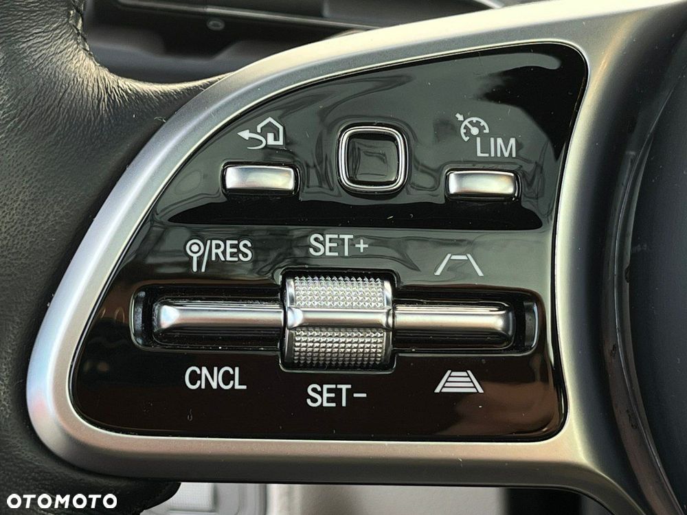 Mercedes-Benz GLE - 25