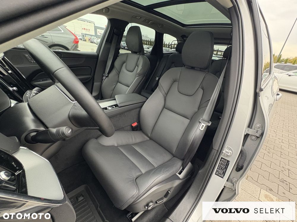 Volvo XC 60 - 31