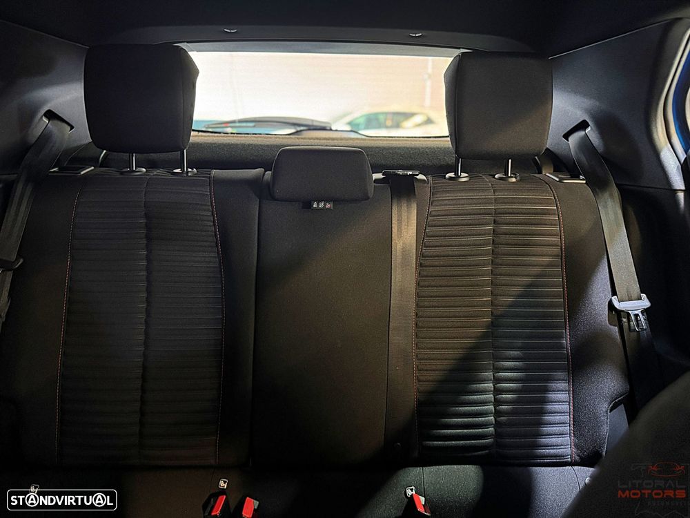 Peugeot 2008 1.2 PureTech Active - 37