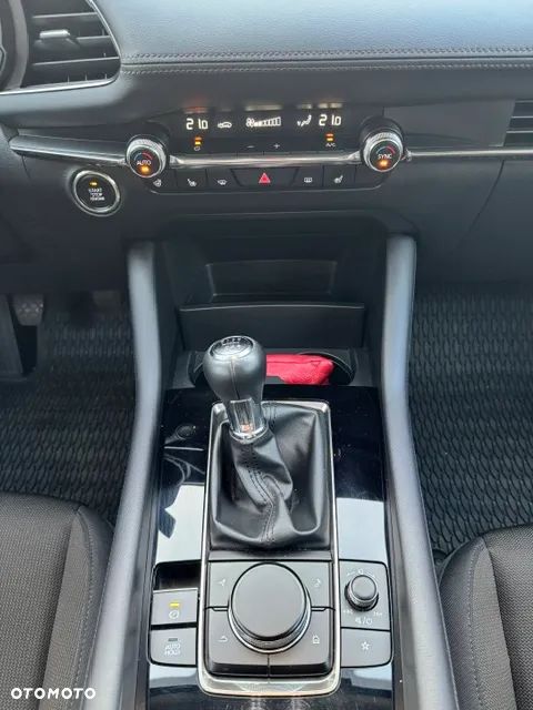 Mazda 3 - 7