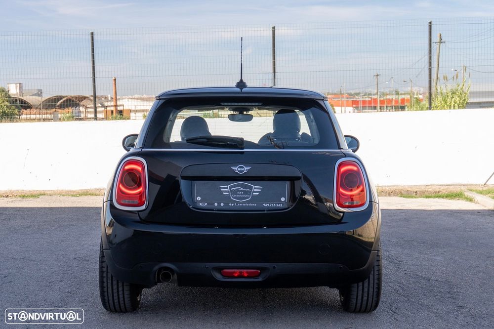 MINI 3 Portas One D - 9