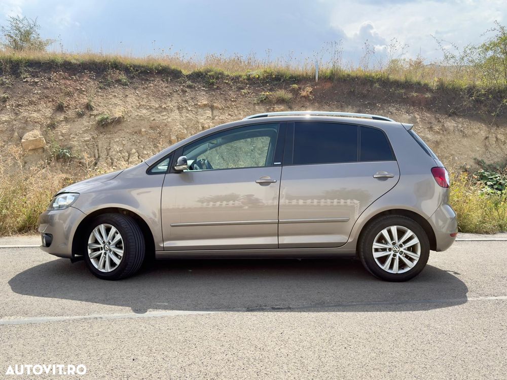 Volkswagen Golf Plus 1.6 TDI DPF Comfortline DSG - 11