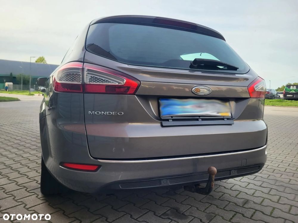 Ford Mondeo 2.0 FF Titanium - 19