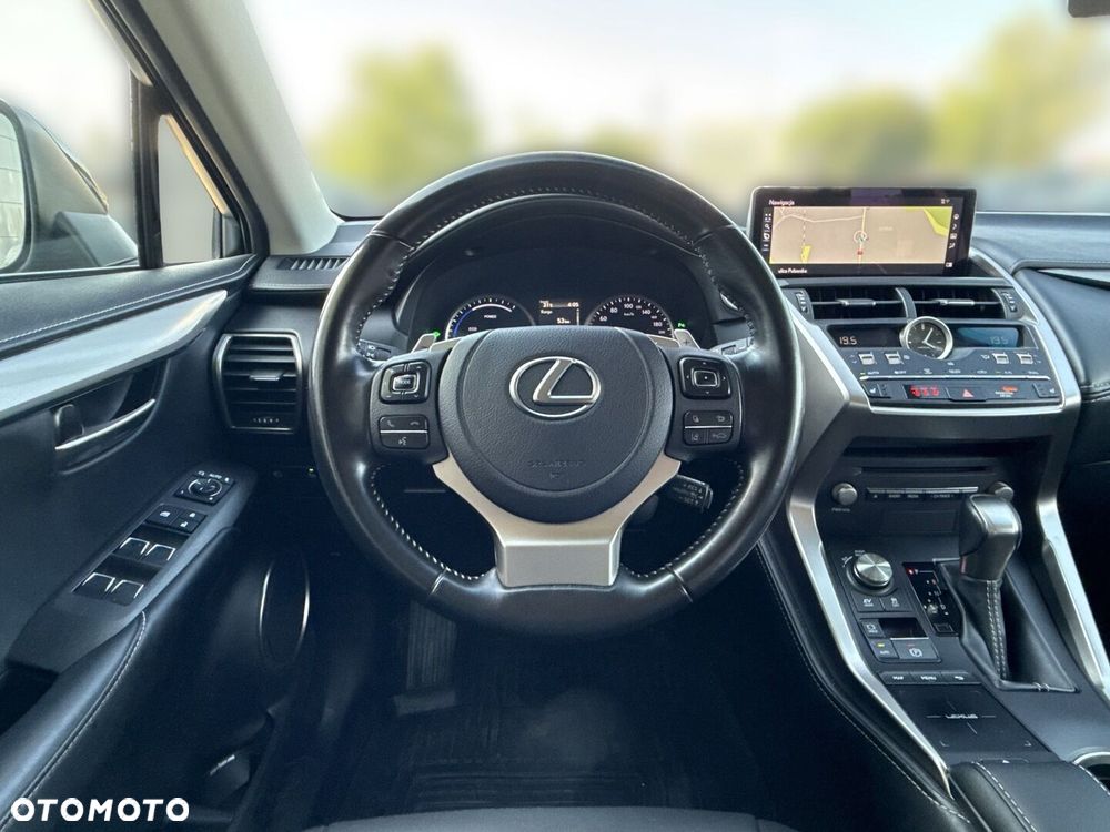 Lexus NX 300h F Impression AWD - 21