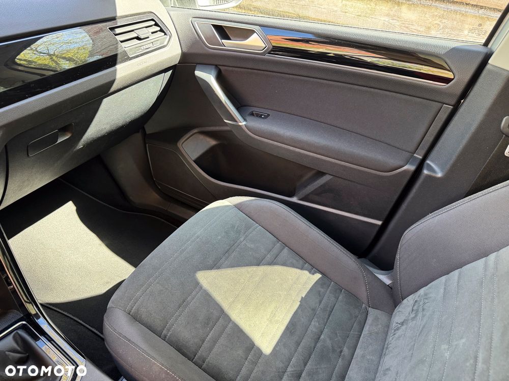 Volkswagen Touran 1.5 TSI EVO Highline DSG - 12