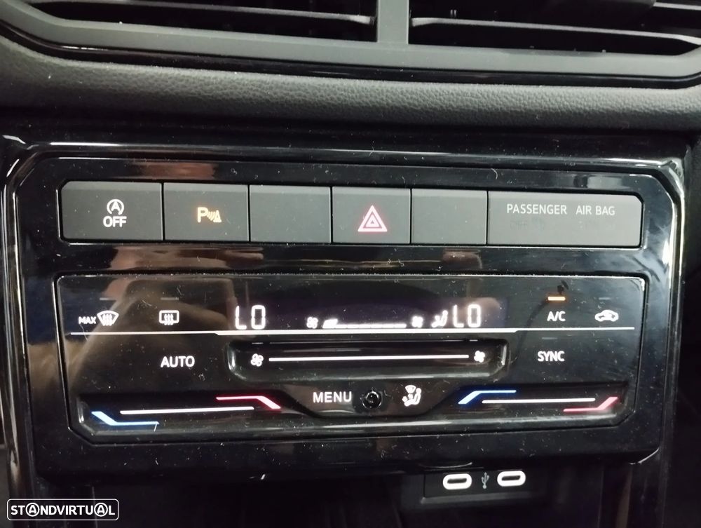 VW T-Cross 1.0 TSI Life - 34