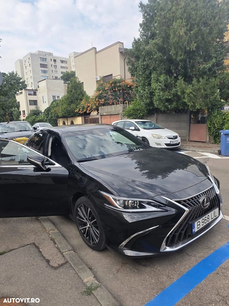 Lexus Seria ES 300h 2.5 TNGA HV 25H- 4X2 CVT Business - 3