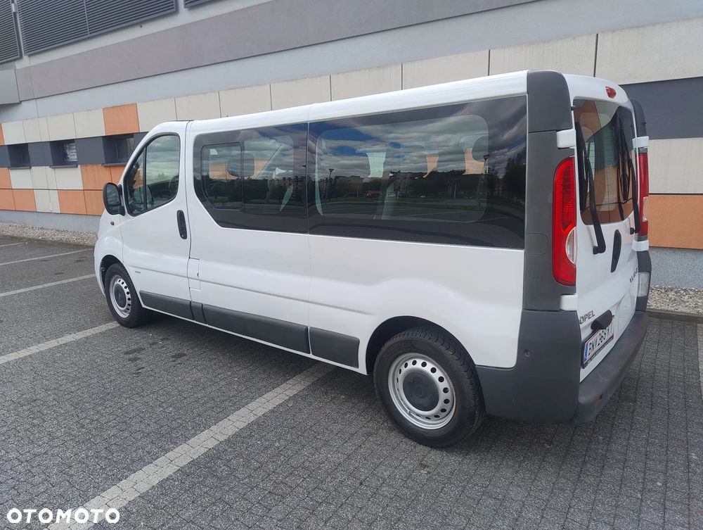 Opel Vivaro - 4