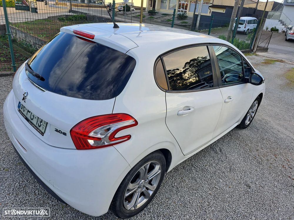 Peugeot 208 1.2 VTi SE Style - 7