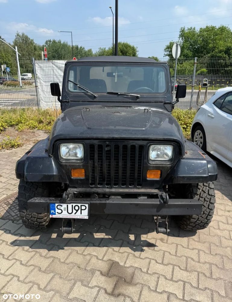 Jeep Wrangler - 5