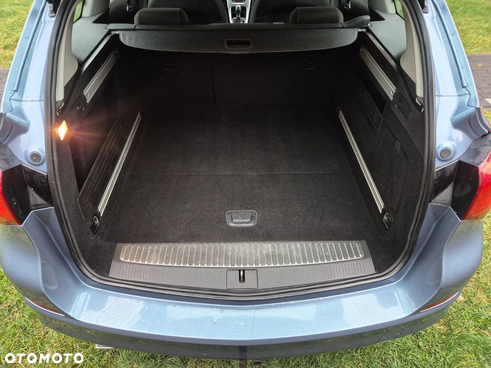 Opel Astra 1.4 T Sport S&S - 17