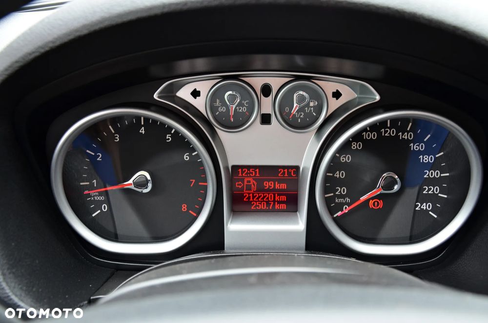 Ford Kuga 2.5 4x4 Trend - 40