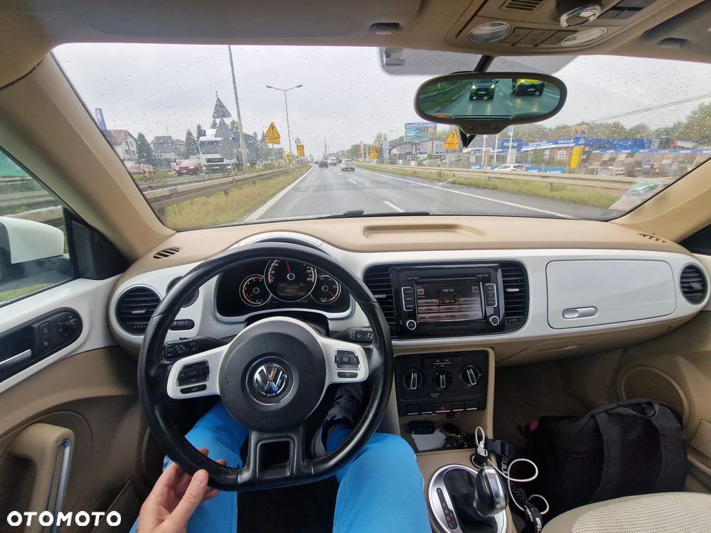 Volkswagen Beetle The 1.6 TDI DPF DSG - 21