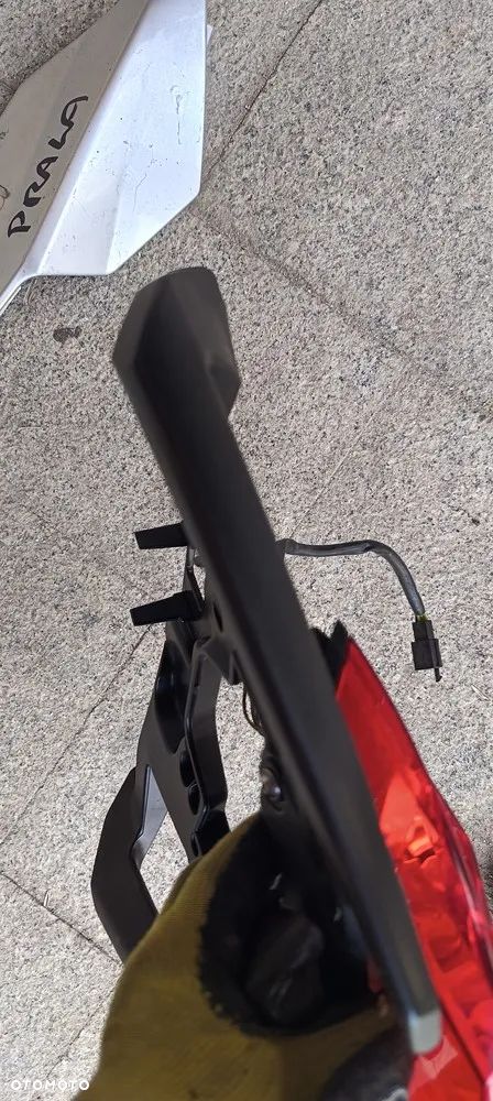 APRILIA SHIVER DORSODURO OWIEWKA OGON LAMPA RĄCZKI PASAŻERA - 21