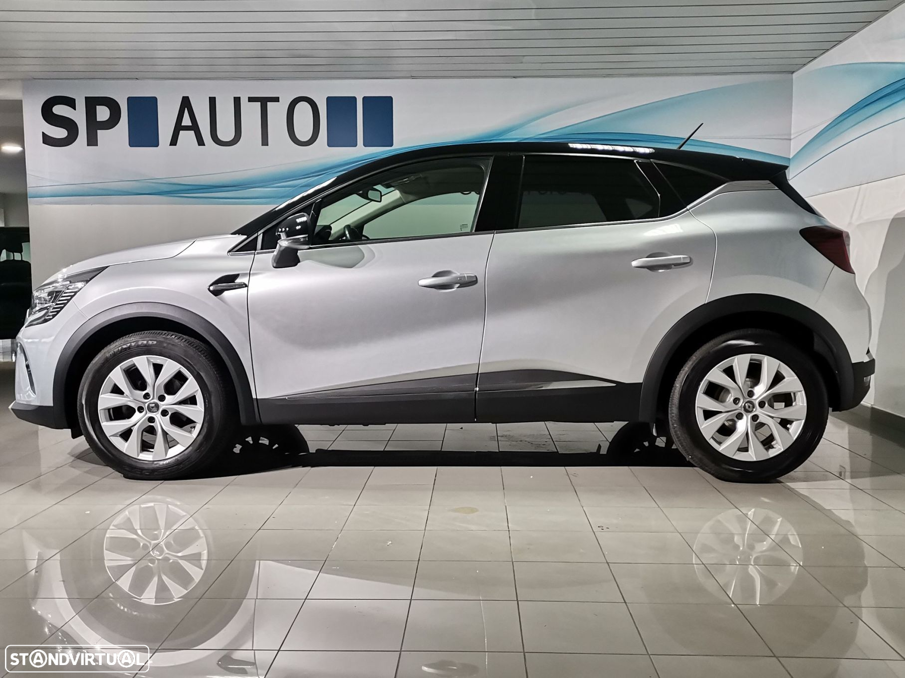 Renault Captur 1.0 TCe Exclusive - 4