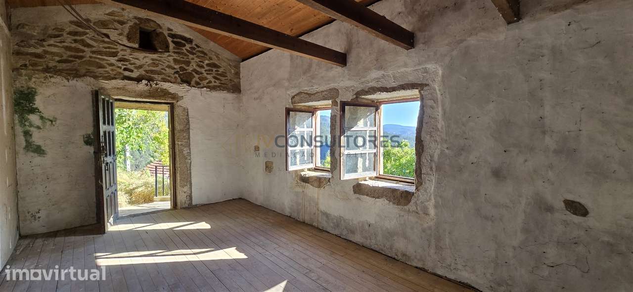 Casa em Pedra em Rocas do Vouga - Grande imagem: 2/15