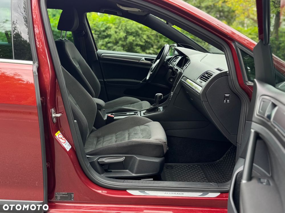 Volkswagen Golf Alltrack - 13