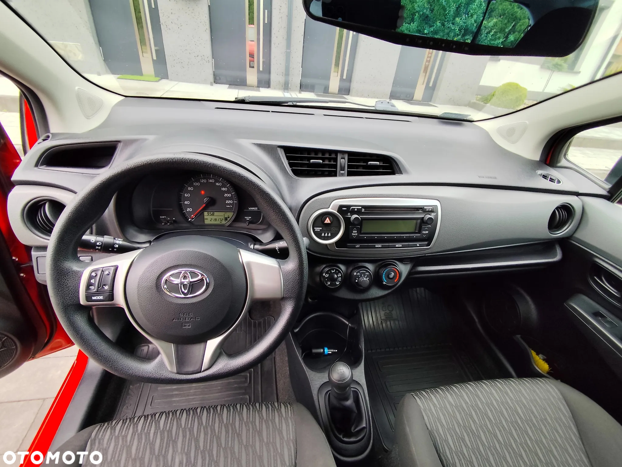 Toyota Yaris - 18