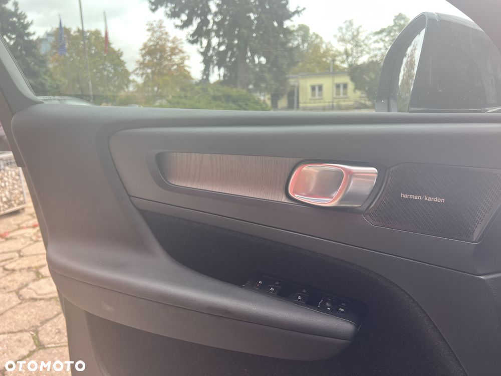 Volvo XC 40 T3 Inscription - 23