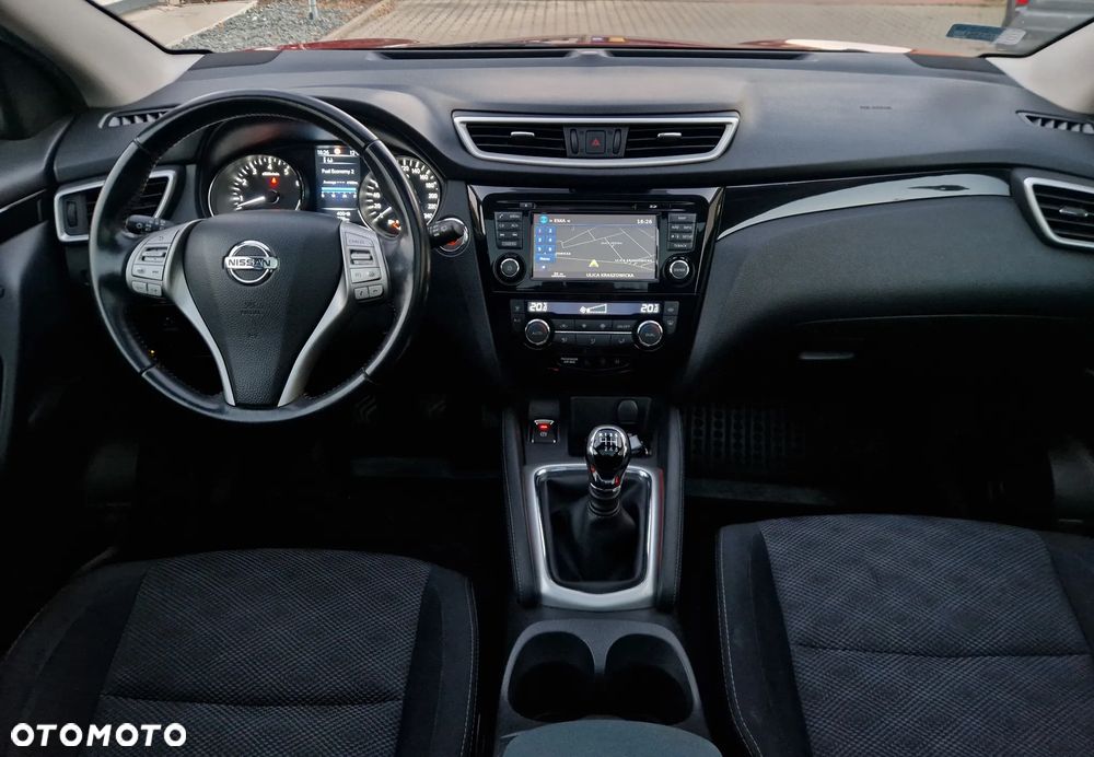 Nissan Qashqai 1.6 DIG-T N-Connecta - 5