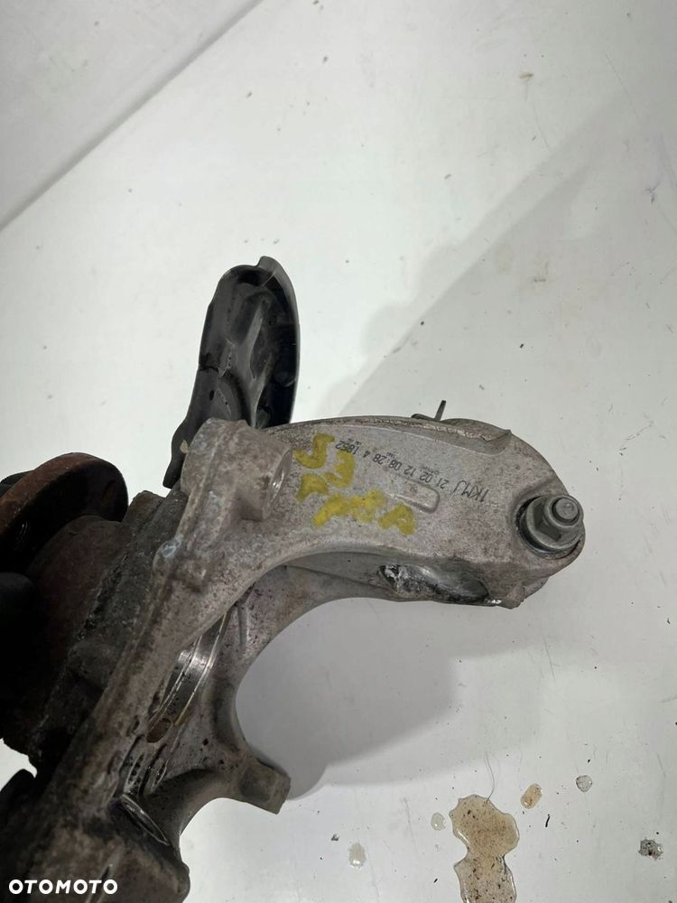 Zwrotnica przednia 2.0 TFSI Audi S3 8P SB 5d PRZÓD PRAWY - 5