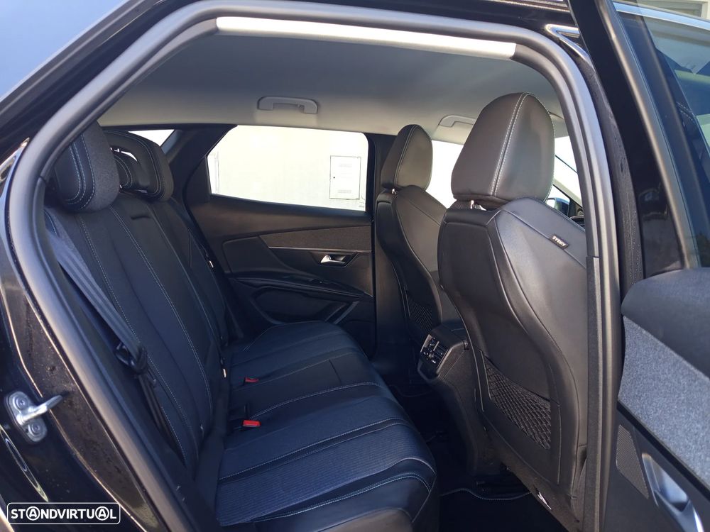 Peugeot 3008 225 e-EAT8 Allure - 13