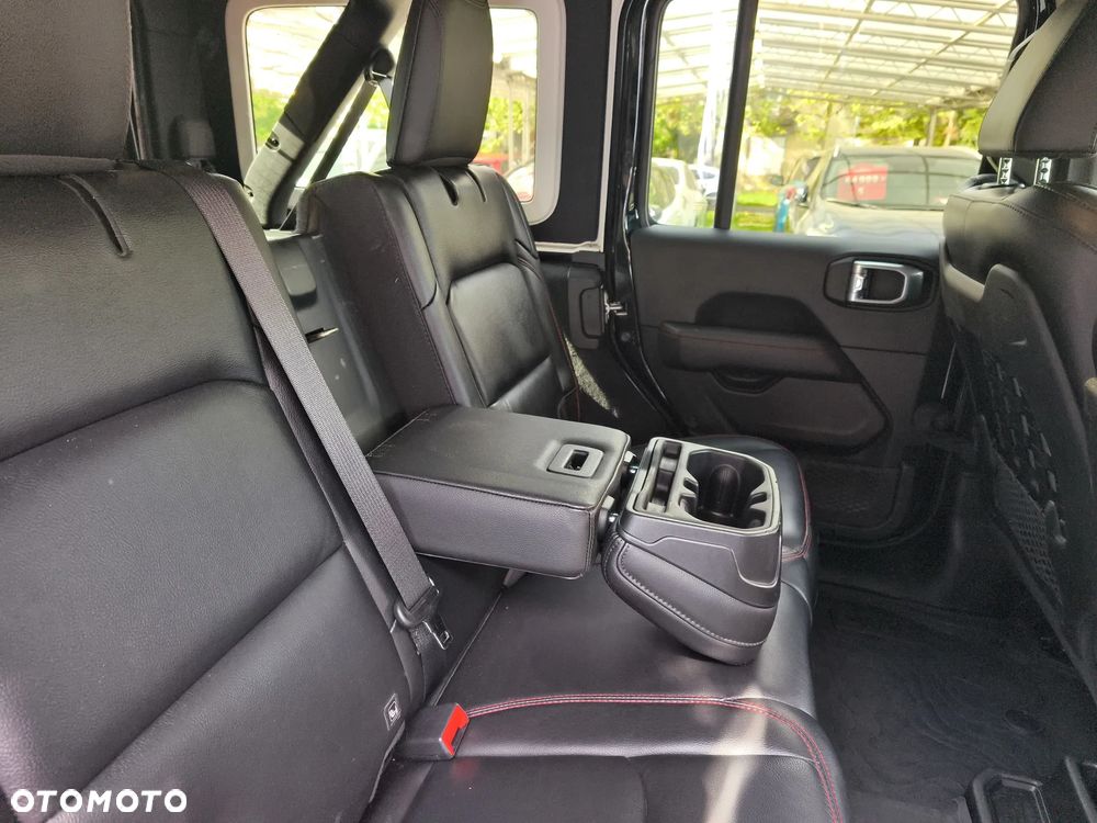Jeep Wrangler Unlimited GME 2.0 Turbo Rubicon - 12