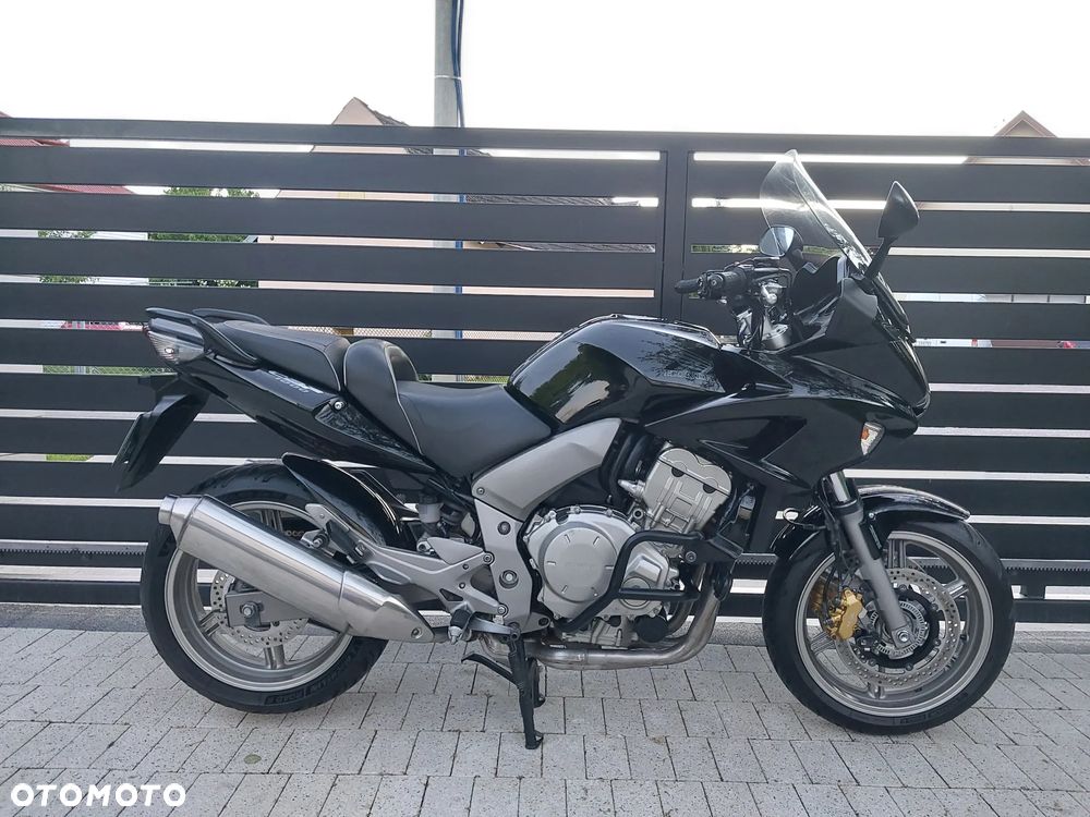 Honda CBF - 1
