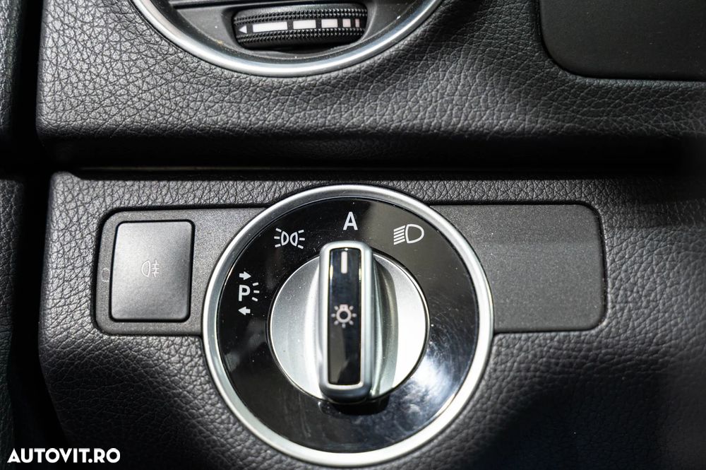 Mercedes-Benz C 250 (BlueTEC) d 4Matic 7G-TRONIC AMG Line - 23