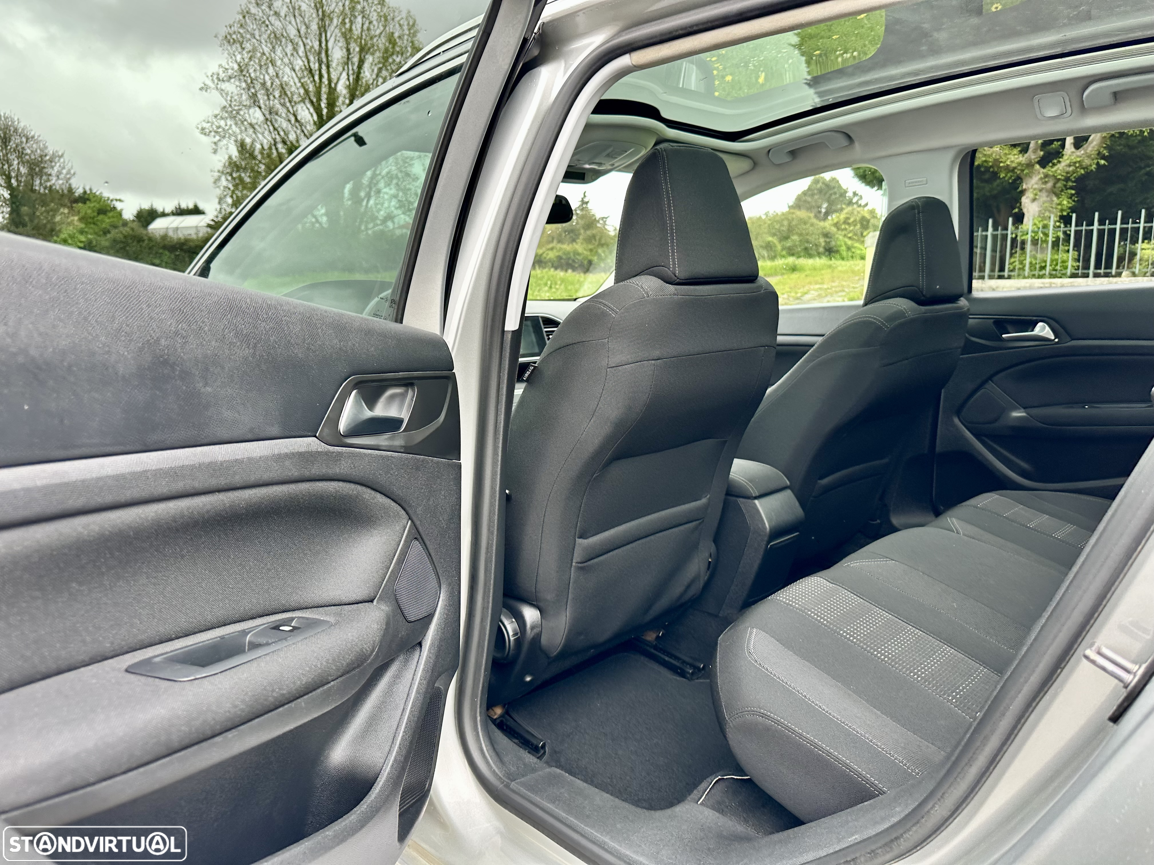 Peugeot 308 SW 1.6 BlueHDi Allure J17 EAT6 - 25