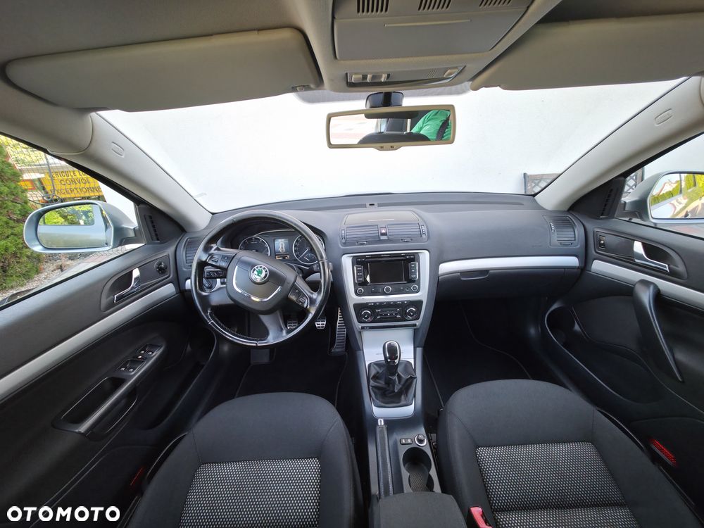 Skoda Octavia - 11
