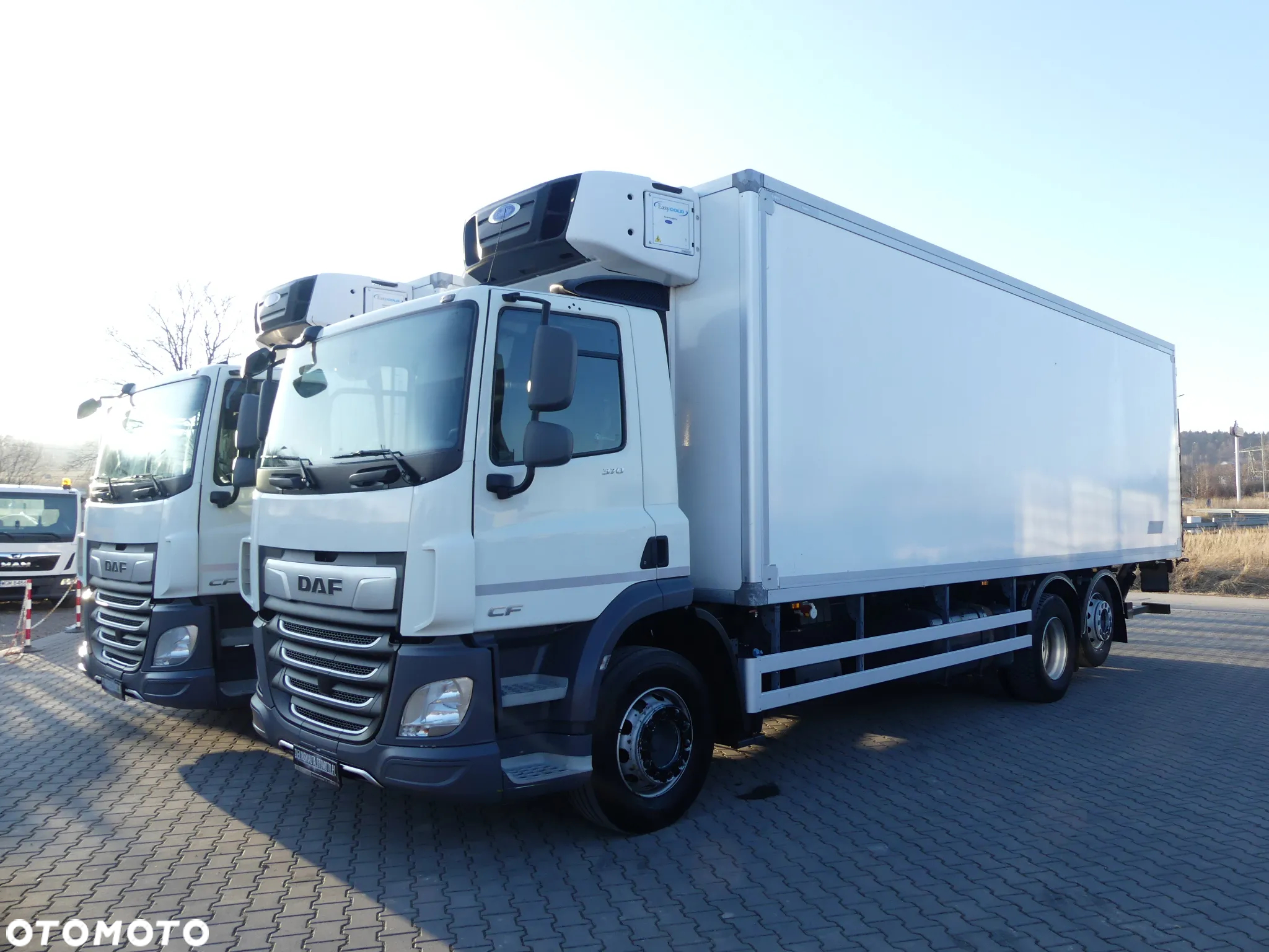 DAF CF 370 / 6x2 / CHŁODNIA 8.25 + WINDA / EURO 6 / - 2