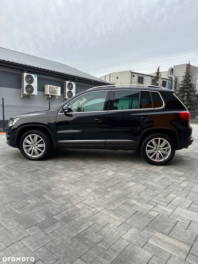 Volkswagen Tiguan - 2