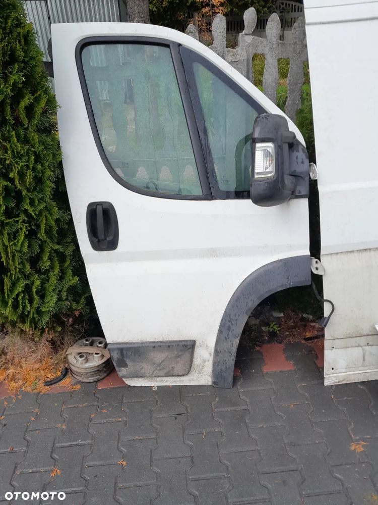 Drzwi prawe kompletne Peugeot Boxer 10r - 1