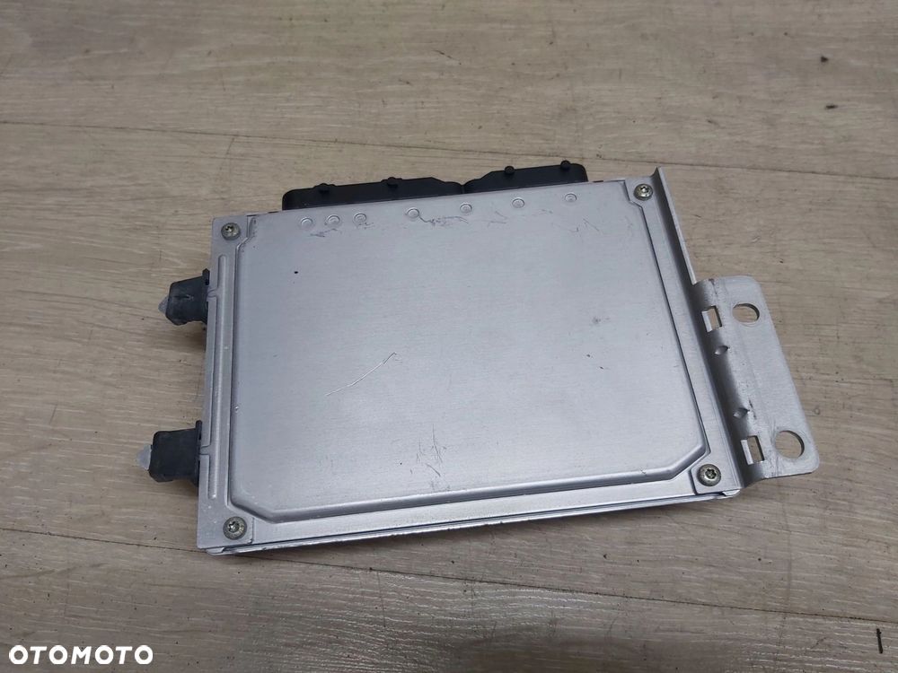 HYUNDAI COUPE II 2,0 komputer sterownik silnika 39105-23280 - 3