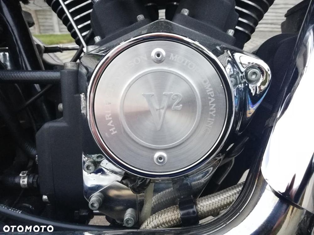 Harley-Davidson Softail Custom - 17