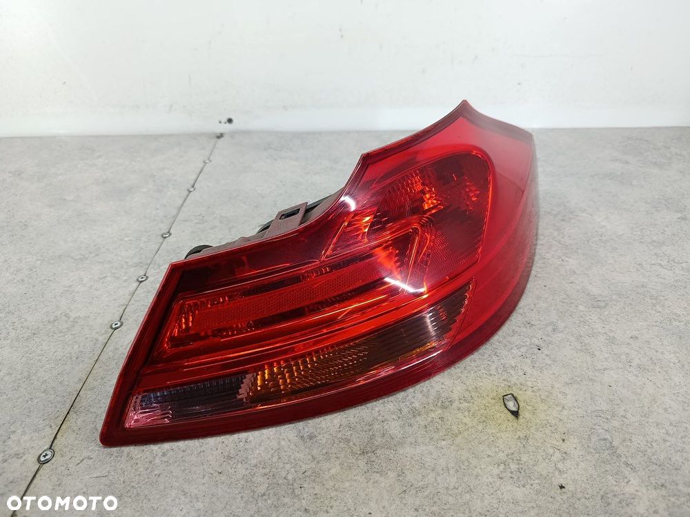 LAMPA TYLNA PRAWA OPEL INSIGNIA A 13226857 VP9TTX-13404-A  VISTEON KOMBI - 6