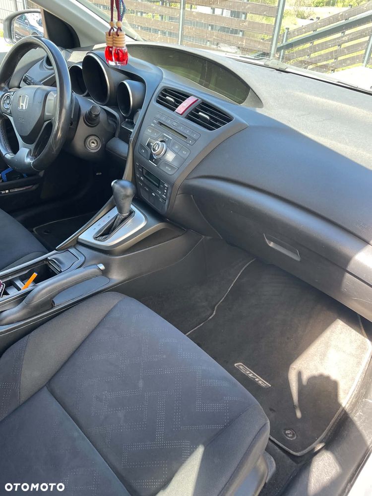 Honda Civic 1.8 Comfort i-SHIFT - 4