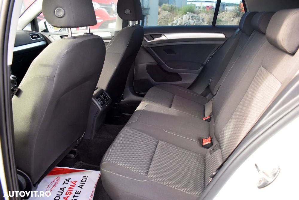 Volkswagen Golf 1.6 TDI (BlueMotion Technology) Comfortline - 12