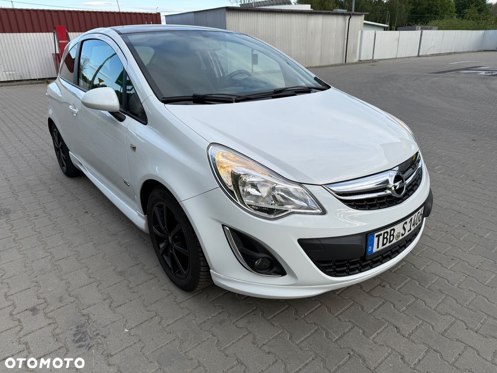Opel Corsa 1.4 16V Sport - 2