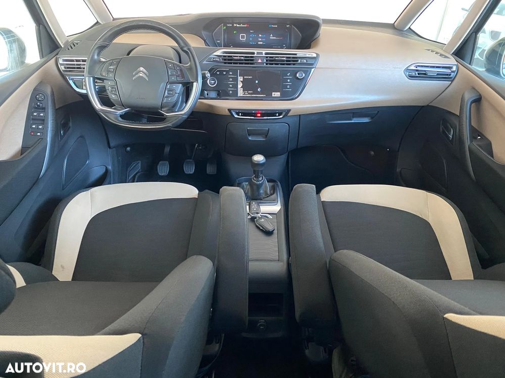 Citroën C4 Picasso - 13