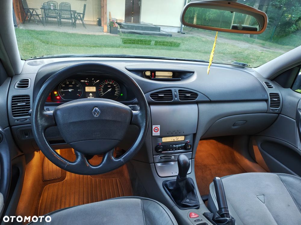 Renault Laguna 1.8 Privilege - 7